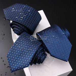 <span class=keywords><strong>Cravate</strong></span> en soie géométrique à rayures <span class=keywords><strong>Chevron</strong></span> marine pour hommes <span class=keywords><strong>Cravate</strong></span> Style Vintage Floral Cravates imperméables pour mariage - Product Image 2
