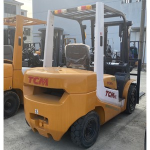 Used TCM 30 Forklift 3 Ton Second Hand TCM Forklift with diesel Engine Four-wheel Drive Three-section <b>Frame</b> 4.5 m Lifting Height - Product Image 5
