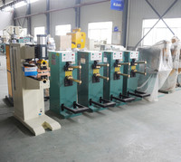 Machine de soudage par points automatique pour cage d'élevage Jiaxiao