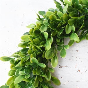 ET04195 décoration <span class=keywords><strong>de</strong></span> mariage en plastique feuille verte guirlande <span class=keywords><strong>porte</strong></span> couronne verte feuilles artificielles <span class=keywords><strong>couronnes</strong></span> <span class=keywords><strong>de</strong></span> buis - Product Image 6