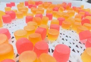 Bonbons gommeux à la <span class=keywords><strong>réglisse</strong></span> Paquet de 14 bonbons gommeux avec édulcorants hypocaloriques à faible teneur en sucre Collations saines pour enfants Adultes Variété Pack - Product Image 5