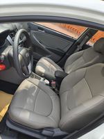 Auto Usado Hyundai Verna 2015, 1.4L Gasolina, Automático, Techo Solar, Encendido por Botón, Blanco, Volante a la Izquierda, Unidad Individual, Exportación Global, Sedán Económico