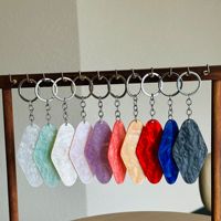 Porte-clés en plastique en forme de diamant pour motel, porte-clés en acrylique ondulé coloré personnalisé avec logo pour hôtel