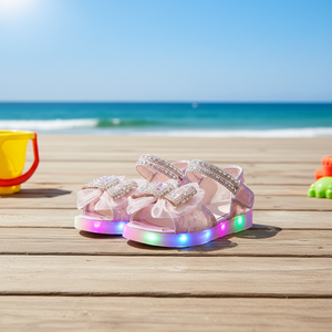 Sandalias OZKIZ de estilo coreano con cinta de cristal para niñas de 2 a 6 años, con luces, punta abierta, color liso, moda al por mayor para el verano infantil - Product Image 3