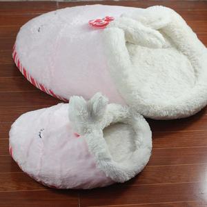 Sac de couchage pour chien en forme ovale, fausse fourrure, lit chaud pour petits chiens, gris et rose clair, S 45x30cm, L 70x40cm - Product Image 3