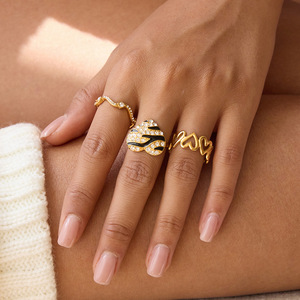 <b>Heart</b> Shaped Rhinestone Ring Gold <b>Black</b> Pave Setting Women's Jewelry Gift - Product Image 3