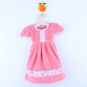 Paño de cocina a cuadros de piña inspirado en flores de secado rápido Toalla de mano de cocina desechable para niños Vestido de princesa de lana de coral tejido - Product Image 3