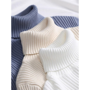 Pull en maille à col roulé ajusté à manches longues de couleur unie pour femme, style automne-hiver, idéal pour le quotidien - Product Image 1