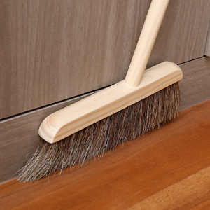 <span class=keywords><strong>Balai</strong></span> vertical en bois de haute qualité et durable avec manche long, brosse en crin de cheval, ensemble balayette et pelle à poignée en bois - Product Image 5