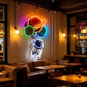 Enseigne néon LED personnalisée Astronaute avec impression UV 3D sur acrylique et bande de silicone flexible – Colorée pour chambre, bar, vitrine, restaurant - Product Image 3