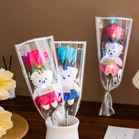 Idées de cadeaux de la Saint-Valentin faits à la main : Bouquets de fleurs de savon en forme d'œillets et d'ours en peluche à tige unique, en gros, pour événements