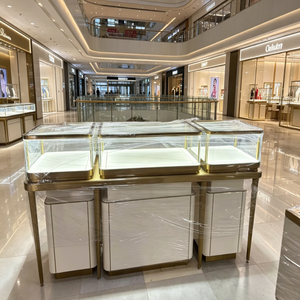 Iluminación LED LUX Ecológica e Impermeable, Muebles de Exhibición de Joyería de Diseño Personalizado para Tiendas de Joyería, Salas de Exhibición y Centros Comerciales - Product Image 2