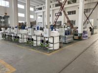 Machine semi-automatique de dissolution et de dosage de polymères chimiques, baril en PE pour les stations d'épuration des eaux usées industrielles