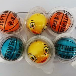 Produsen Penjualan Laris Rasa Buah Halal Bentuk Bola Besar Pola Sepak Bola Gelembung Berisi Permen dan Permen - Product Image 4
