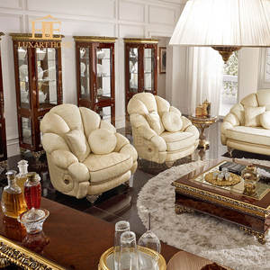 Set di Divani in Tessuto Beige di Lusso in Stile Classico Francese, Design Italiano, Divano Lungo in Legno per Casa di Lusso - Product Image 2