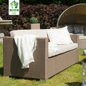 Conjunto de sofá de ratán para exteriores, muebles de jardín resistentes a la intemperie, sofá de tres plazas con silla y mesa de centro para vivir al aire libre - Product Image 4