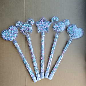 Bacchetta Magica Luminosa all'Ingrosso con Luci LED Lampeggianti, Bacchetta Portatile a Batteria per la <span class=keywords><strong>Festa</strong></span> <span class=keywords><strong>della</strong></span> <span class=keywords><strong>Mamma</strong></span> e Feste per Bambini - Product Image 4