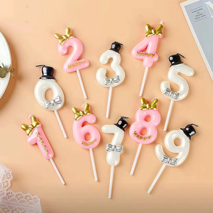Creatieve Prins Prinses Modelleerkaarsen Rookvrije Ongeparfumeerde Verjaardagskaarsen 0-9 Nummer Boog Taartdecoratie Feestartikelen Afstuderen - Product Image 2