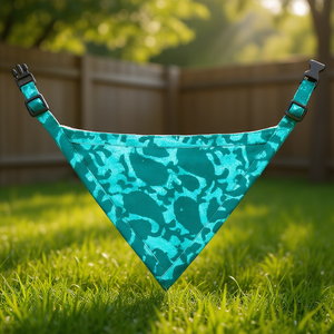 Unbugz-It Bandana Abstract Teal Medium Accessoire réglable pour animaux de compagnie - Product Image 2