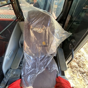 Excavadora de cadenas HITACHI ZX240 de 24 toneladas, directamente del fabricante, perfecta para grandes proyectos de movimiento de tierras y construcción. - Product Image 4