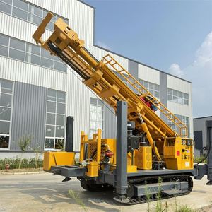 Foreuse rotative diesel sur chenilles haute efficacité SL1000, profondeur 1000m, facile à utiliser pour la construction de puits d'eau - Product Image 2