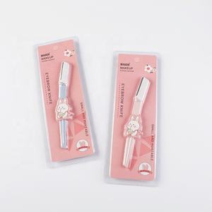 Mini lames de <span class=keywords><strong>rasoir</strong></span> à sourcils en plastique pour femmes Outil de dermaplanage à pointe pointue pour la coupe polyvalente du <span class=keywords><strong>visage</strong></span> et le toilettage au rasage - Product Image 2