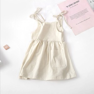 Robes d'été en gros pour bébés et enfants de 2 à 6 ans, 4 couleurs, robes blanches en lin et coton pour bébés - Product Image 4