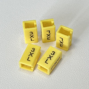 Clip marqueur de taille rectangulaire en plastique de couleur et de numéro personnalisé avec technique d'injection de tige - Product Image 3