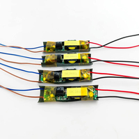 Boîtier d'alimentation filaire compact pour enseignes lumineuses à LED pour numéros de porte