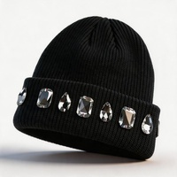 Bonnet en tricot pour femme avec strass, chaud et extensible, style streetwear, tendance et luxueux pour l'extérieur