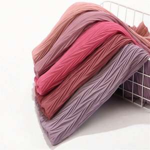 Pañuelo largo plisado de chifón arrugado para mujer musulmana, hiyab de alta calidad para adultos, venta al por mayor en línea, colección primavera - Product Image 5