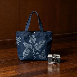 Bolsa de Hombro de Algodón Ecológica con Estampado Botánico, Plegable, Resistente, Perfecta para el Traslado Diario, el Trabajo, el Estudio y Actividades al Aire Libre - Product Image 4