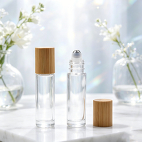 Flacon roll-on en verre givré de 10 ml pour huiles essentielles avec option d'impression sérigraphique et de logo personnalisé
