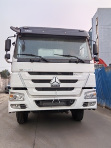 รถบรรทุกเหมือง HOWO 6x4 มือสอง เครื่องยนต์ดีเซล Weichai 375 แรงม้า ยูโร 3 แชสซีเสริมความแข็งแรง รับน้ำหนัก 30 ตัน เกียร์ธรรมดา FAST - Product Image 6