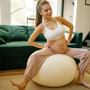 COSMO Großhandel Custom PVC Yoga <span class=keywords><strong>Ball</strong></span> Umwelt freundlich 55cm 65cm 75cm Weich für Schweizer <span class=keywords><strong>Ball</strong></span> für vor geburt liche Fitness und <span class=keywords><strong>Massage</strong></span> - Product Image 1