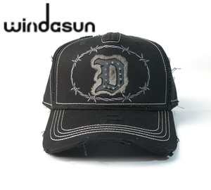 Gorra de Béisbol 2025 con Bordado de Sakura y Pedrería, Ajustable, Estilo Urbano, Hip Hop, Flor de Cerezo, Negra y Rosa - Product Image 2