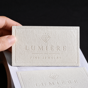 Etiquetas em Relevo Personalizadas para Presentes, Adesivos Minimalistas para Negócios de Velas, Adesivos de Selagem Brancos Leitosos com Impressão UV - Product Image 6