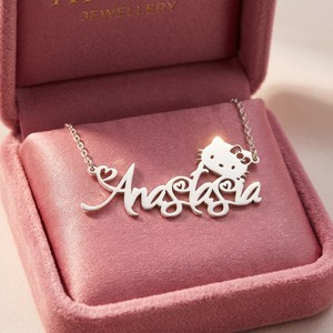 Collana Personalizzata in Acciaio Inossidabile con <span class=keywords><strong>Nome</strong></span> e Cartone Animato, Ciondolo con Lettera e Catena a O, Gioielli alla Moda all'Ingrosso per Donne e Ragazze - Product Image 1