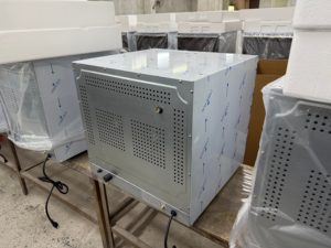 فرن كهربائي تجاري كامل الحجم عالي التحمل من OUTE بقوة 2600 واط، مصنوع من الفولاذ المقاوم للصدأ مع 4 أرفف وخاصية البخار وحماية من الحرارة الزائدة للمخابز - Product Image 6