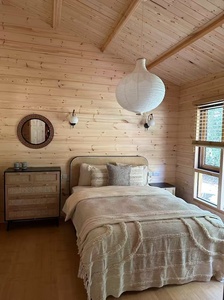 Frais de conception pour villa de luxe en bois à deux étages, sur mesure, à <span class=keywords><strong>montage</strong></span> rapide, type chalet en pin, pour complexe hôtelier, maison d'hôtes de jardin, OEM ODM - Product Image 3