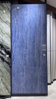 Dalles murales en pierre frittée brillante pour chambre à coucher, résistantes à l'eau, durables, ignifuges, 1200x3000mm, faible absorption, faciles à poser