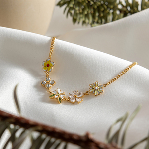 Braccialetti J&D Designer con Ciondolo a Fiore Colorato in Acciaio Inossidabile Placcato Oro 18K con Strass e Zirconi - Product Image 3
