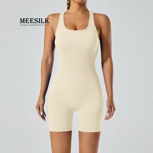 Sutyen inşa tulumlar Yoga seti spor takımları kadınlar için seksi üst dikişsiz tayt şort egzersiz kıyafetleri spor giyim - Product Image 5