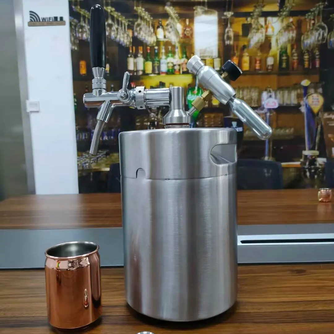 64 Ounce Mini Beer Keg Pressurized Growler for Craft Beer Dispenser System ins ated beer bucket