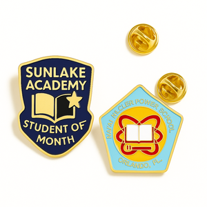 Fabricante profesional de insignias de <span class=keywords><strong>PIN</strong></span> de esmalte personalizado de metal Insignias de esmalte suave 2D e insignias de regalo personalizadas - Product Image 3