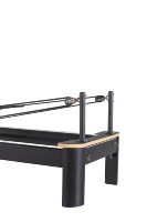 Machine de Pilates Reformer en alliage d'aluminium noir avec Cadillac et demi-tour, lit de yoga pour studio commercial, prix de gros OEM