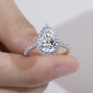 Anillo de compromiso Messi Jewelry MSR-2102 de 18k con diamante de corte pera cultivado en laboratorio - Product Image 2