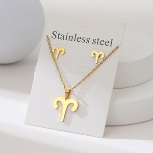 Conjunto <span class=keywords><strong>de</strong></span> collares y pendientes con signo del zodiaco barato, conjunto <span class=keywords><strong>de</strong></span> joyería impermeable <span class=keywords><strong>de</strong></span> acero inoxidable chapado en oro <span class=keywords><strong>de</strong></span> 18K para mujer - Product Image 1