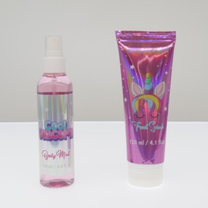 Wholesale Olivee OEM Private Label Cute Exfoliating Softening Mild Formula Foot Care <strong>Set</strong> Foot Scrub Fuzzy Socks <strong>Kids</strong> Gift - Product Image 4