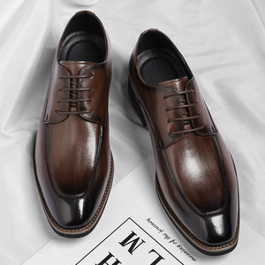 Chaussures en cuir véritable pour hommes, formelles et haut de gamme, fabriquées à la main pour une respirabilité optimale, adaptées aux tenues professionnelles et décontractées. - Product Image 1